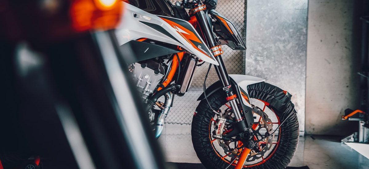 890 Duke R: le Super Scalpel de KTM sous la loupe