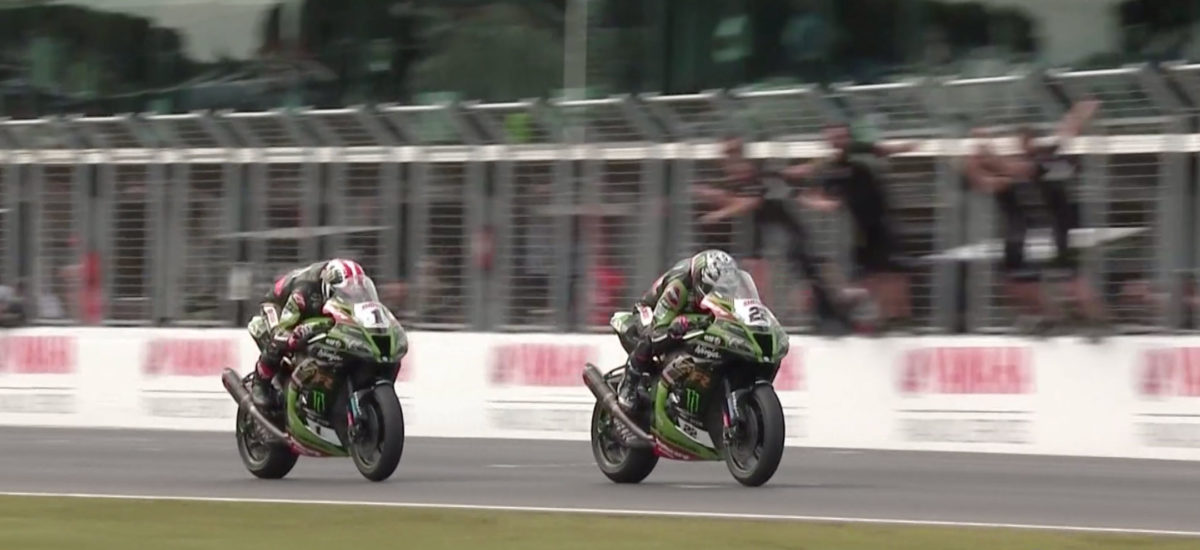 Les « Kawa Boys » triomphent en course 2, devant Scott Redding