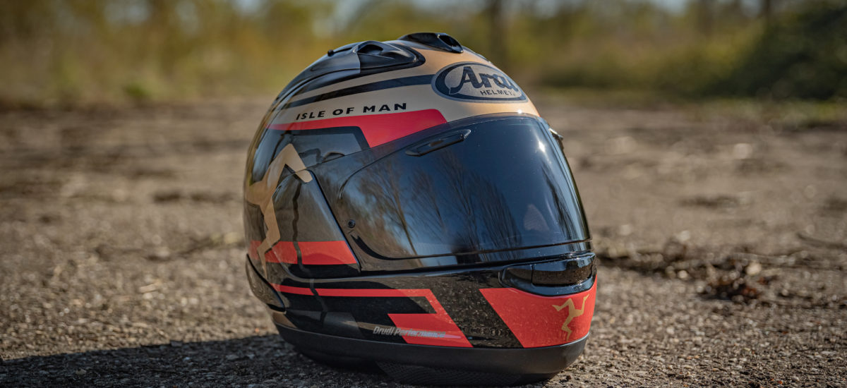 Arai sort une édition TT limitée de son RX-7V, même sans TT