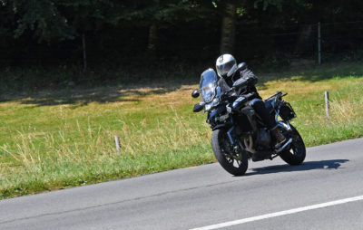 Tiger 900 GT PRO, une invitation au voyage :: Test Triumph