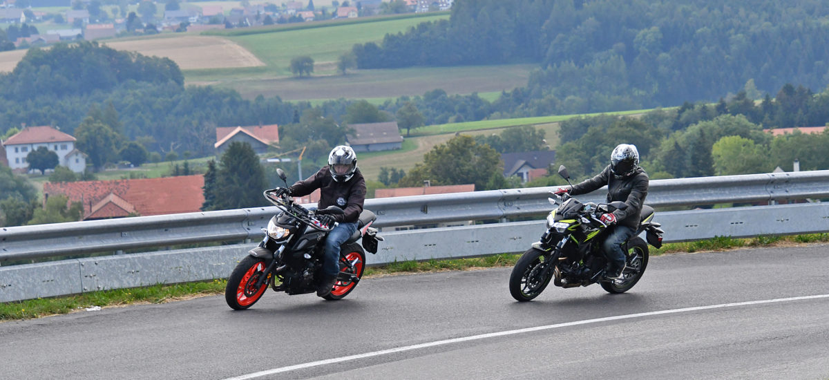 La Z650 tient tête à la MT-07