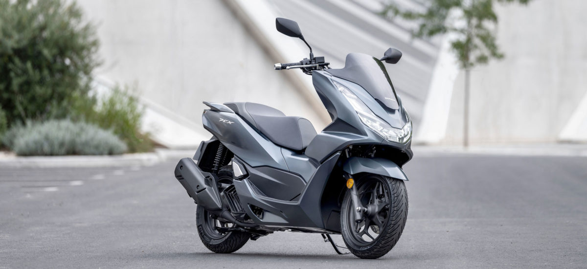 Le populaire Honda PCX 125 s’équipe de l’antipatinage