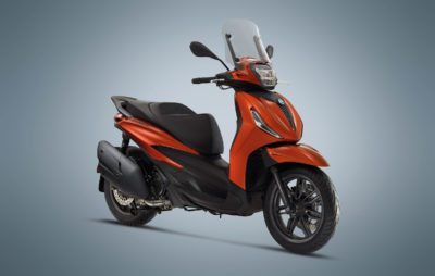 Piaggio change tout sur son célèbre Beverly :: Scooter roues hautes