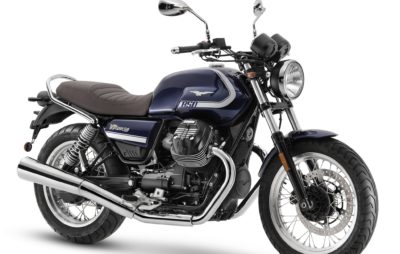 Moto Guzzi donne du peps à ses V7 pour 2021 :: Nouveauté 2021