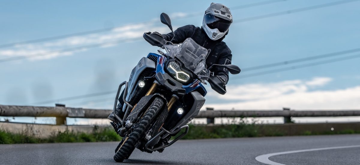 Essai BMW F850 GS Adventure – La petite sœur du best-seller