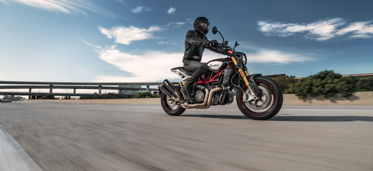 Indian revoit ses FTR 1200 dont la superbe version « R Carbon »