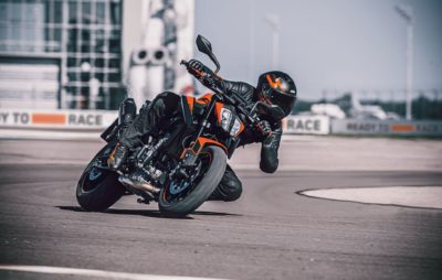 Le scalpel de KTM passe de 790 à 890, avec un peu plus de tout :: Naked