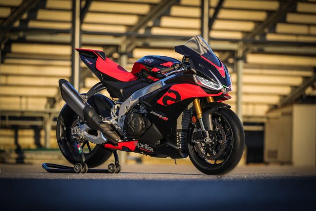 Aprilia RSV4 Factory (et RSV4)