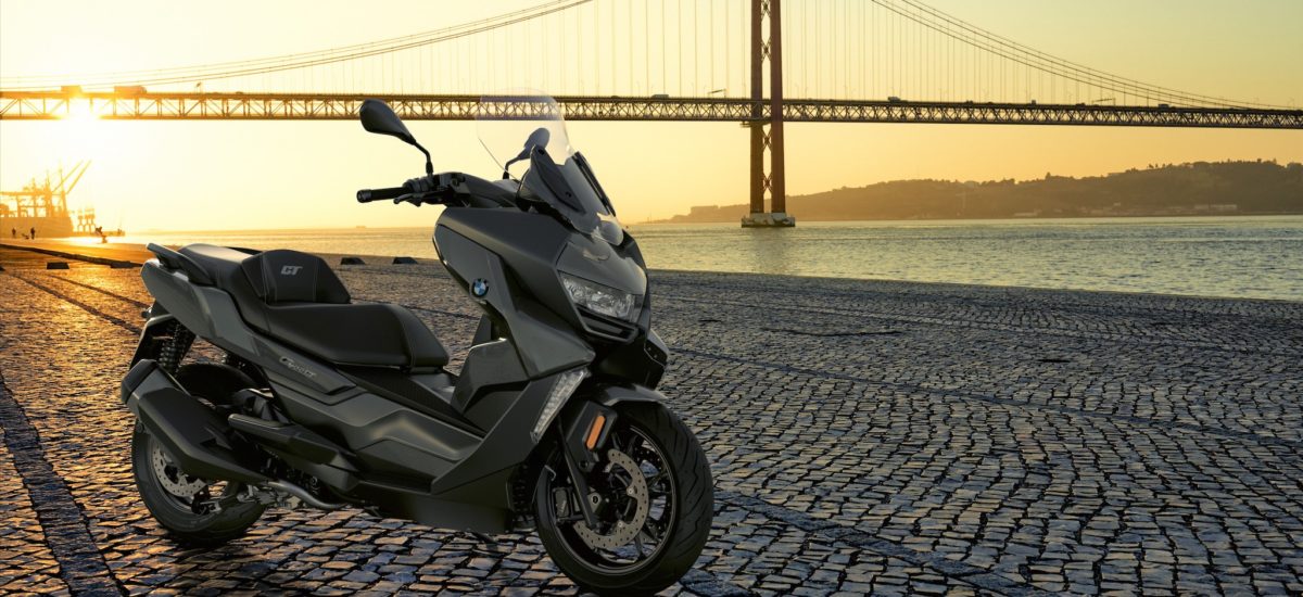 BMW affine ses maxi-scooters C400X et C400GT