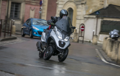 Essai MP3 – le 400, un nouveau moteur très fluide :: Test Piaggio