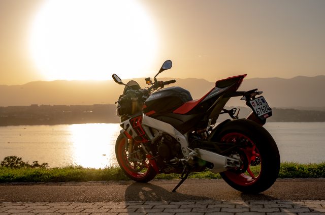 Aprilia Tuono V4 1100 Factory 2021