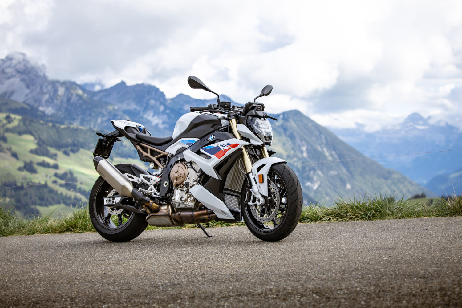 BMW S1000R