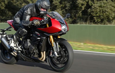 Essai Triumph Speed Triple 1200 RR – La Lady qui rend complètement gaga! :: Test Triumph