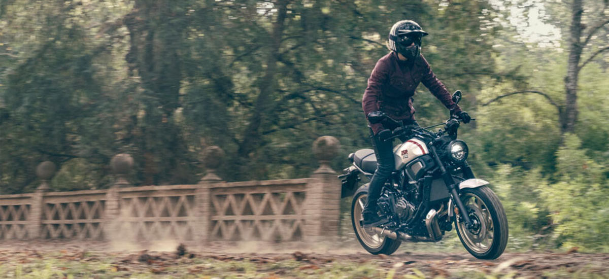 Yamaha peaufine sa XSR700 et son Scrambler XTribute