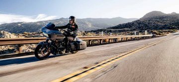 Harley-Davidson ajoute des variantes ST de la Road Glide et de la Street Glide, avec le 117