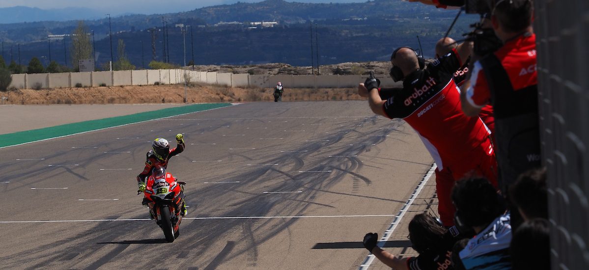 Superbike – A Aragon, Alvaro Bautista s’immisce dans la lute entre Rea et Razgatlioglu
