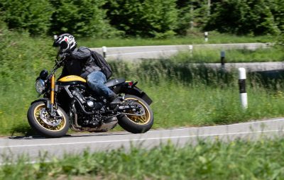 Essai – Kawasaki Z900 RS SE, le quatre-pattes qui vous plonge au coeur de l’histoire des « Z » :: Test Kawasaki