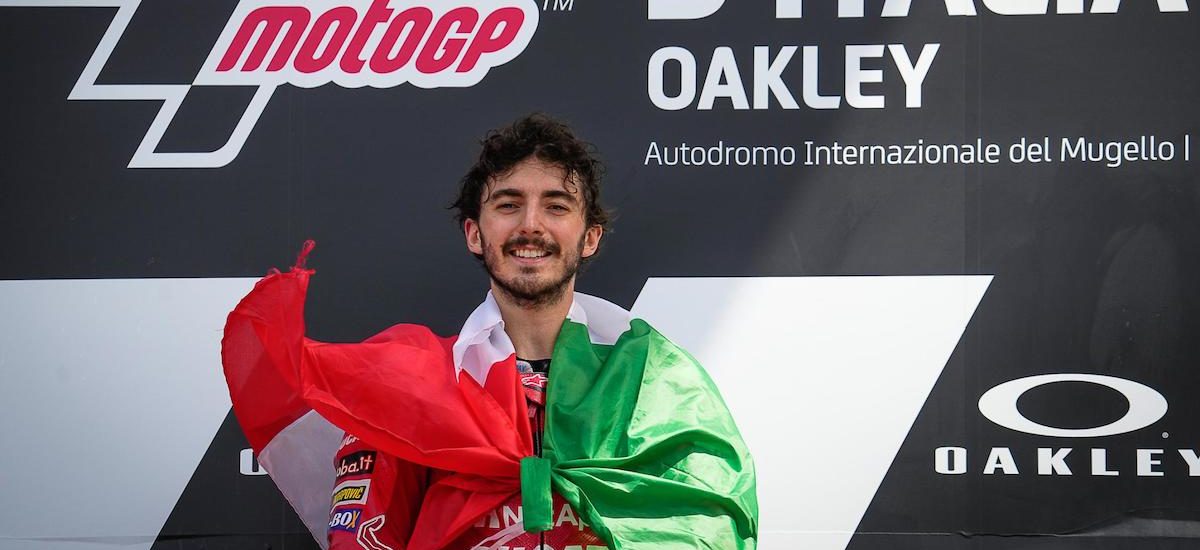 Bagnaia remporte le Grand Prix d’Italie, avec Quartararo et Espargaro qui surnagent dans une mer de Ducati