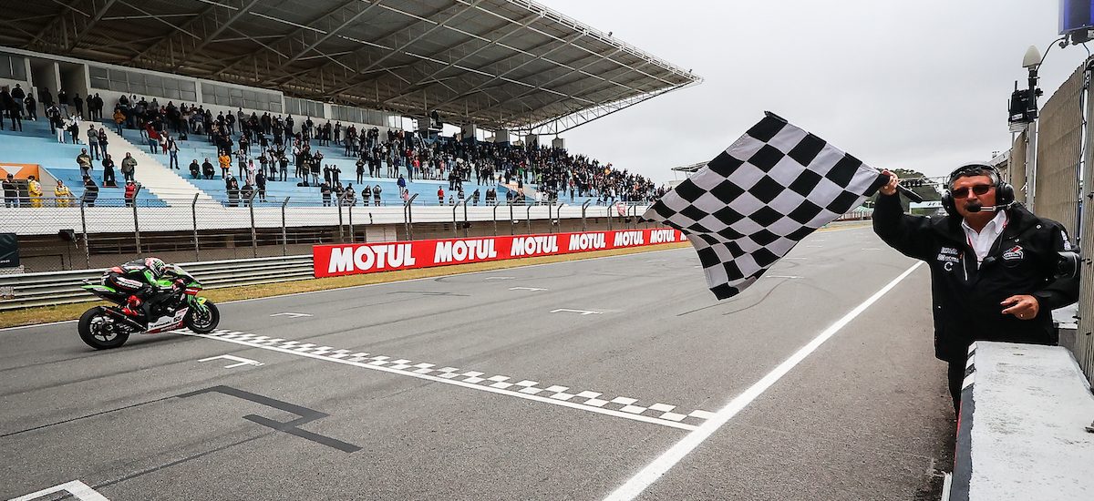 World Superbike – à Estoril, Rea gagne deux courses significatives