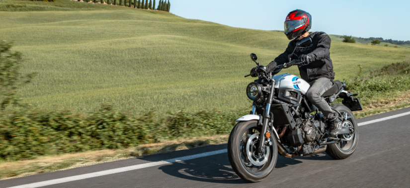 Essai de la nouvelle XSR700 en Italie :: Test Yamaha :: ActuMoto