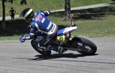 Supermoto – Le Fribourgeois Julien Haenggeli en tête du championnat :: Championnat suisse