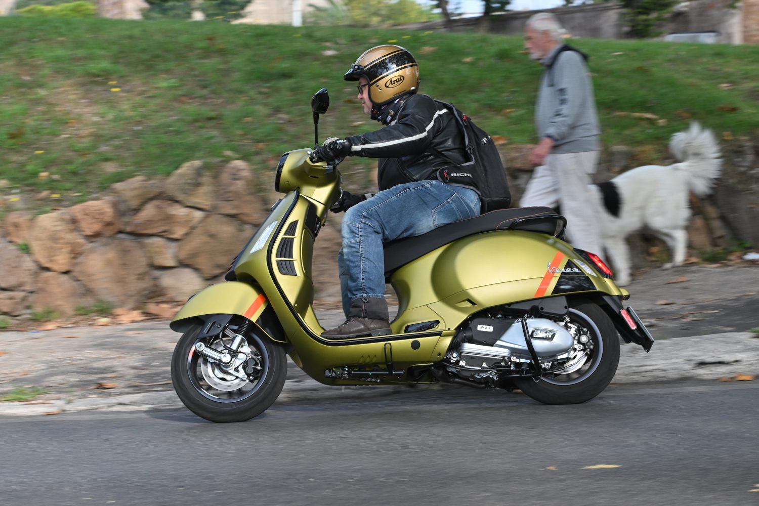 Essai – les nouvelles Vespa GTS 125 et 300 tiennent le haut du pavé à ...