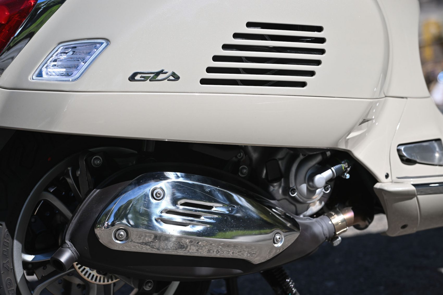 Vespa GTS