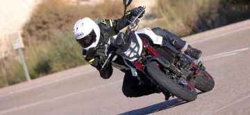Essai Honda CB 750 Hornet – Le retour du frelon!