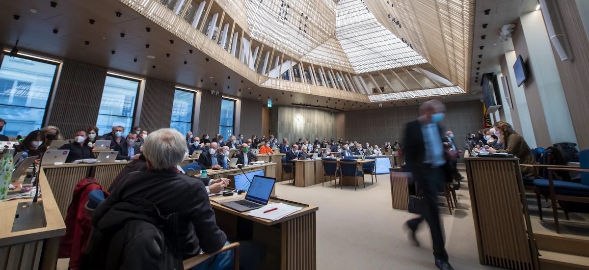 Genève – Les candidats aux élections cantonales sondés par « G2M » sur leur vision de la moto