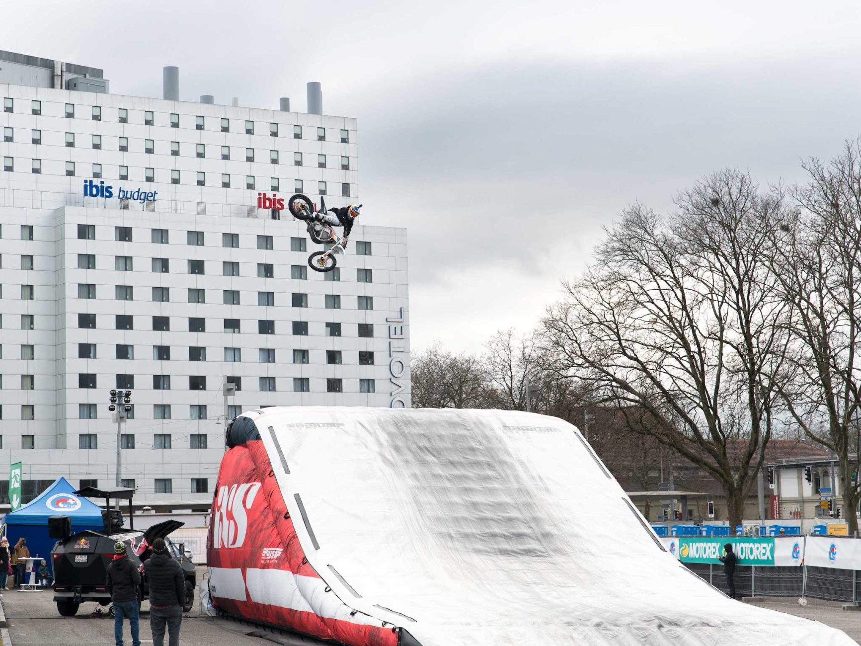FMX