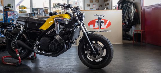 Customs – JV Performances transforme une vénérable Yamaha FZX 750