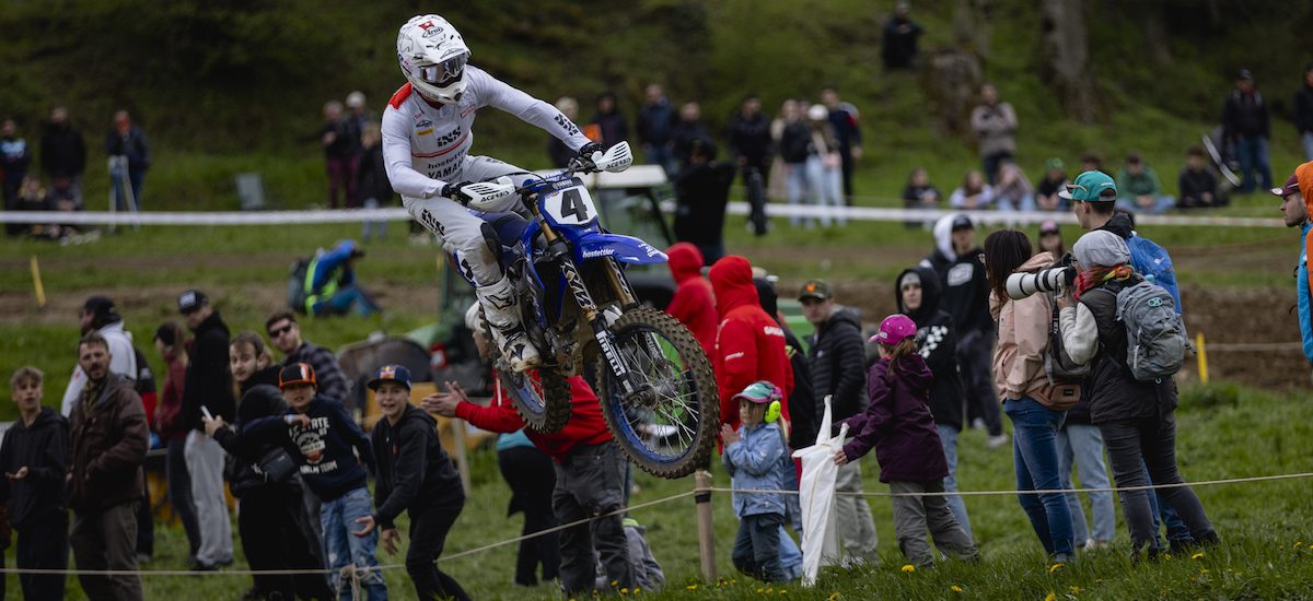 Motocross – Au MX Payerne, Arnaud Tonus débute avec force dans le championnat suisse