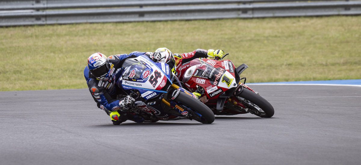 Superbike – Razgatlioglu chute à Most et loupe une occasion de revenir dans la course au titre