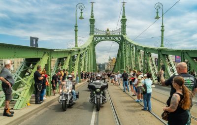 La capitale hongroise parée des couleurs de Harley-Davidson pour les 120 ans de la Company! :: Manifestation moto