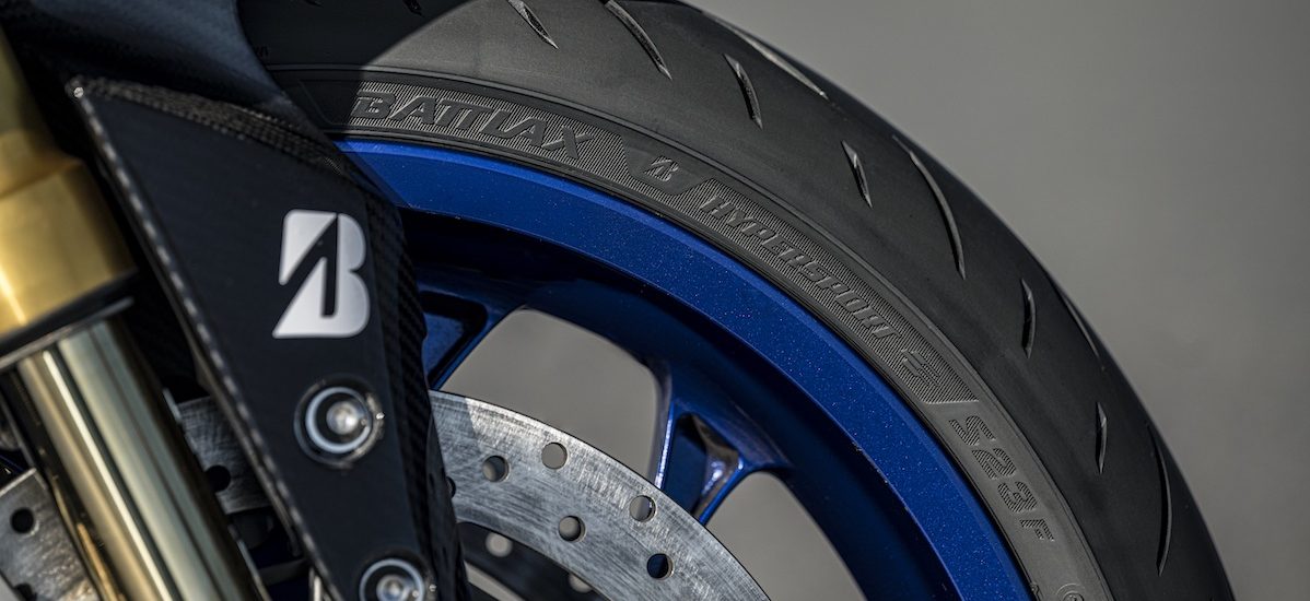 Nouveau – Le Bridgestone Battlax S23, plus de grip sur le sec, mais aussi sur le mouillé