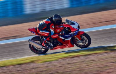 Des mi-régimes plus costauds sur la CBR 1000 RR-R Fireblade pour 2024 :: Nouveauté 2024