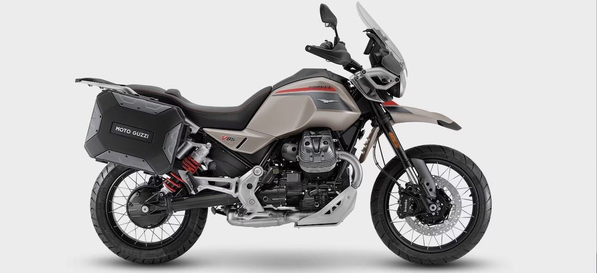 Moto Guzzi donne plus de chevaux, de confort et de sécurité à la V85 pour 2024