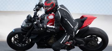 Pirelli Diablo Rosso IV Corsa, une expérience de conduite incomparable