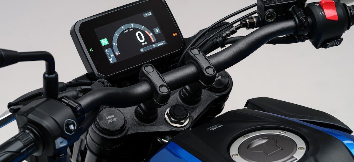 Nouveau – Un écran TFT pour la petite Honda CB 125 R