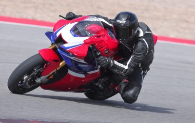 Essai – Une légende réinventée: la Fireblade RR-R évolue :: Test Honda