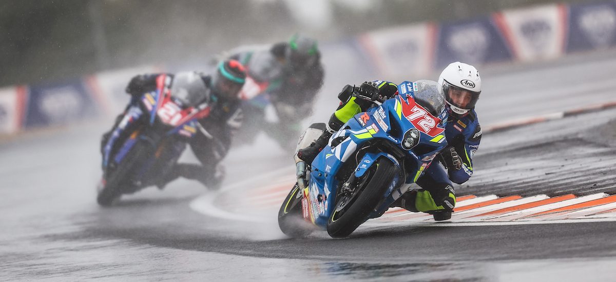 Superbike français – Le Vaudois Killian Aebi trahi par une flaque d’huile sous la pluie à Lédenon