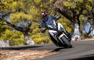 Essai SYM – Un grand pas dans l’aventure avec le Crossover ADX TG 400 :: Test scooter