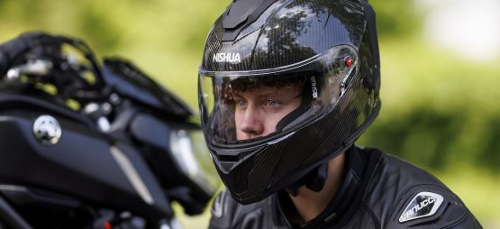 Nishua NRX-3 Carbon, la fibre de carbone à prix d&rsquo;ami chez Louis
