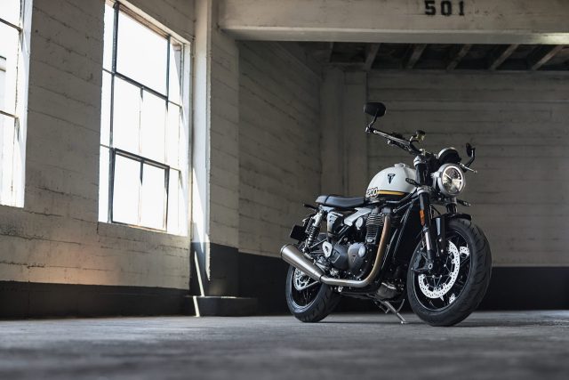 Triumph Speed Twin 1200 (et Speed Twin 1200 RS)