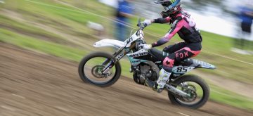 Motocross –  Soubeyras roi du MX Payerne, problèmes de moto pour Tonus