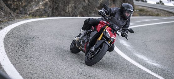 Essai – Une Streetfighter V2S vif-argent et métamorphosée chez Ducati