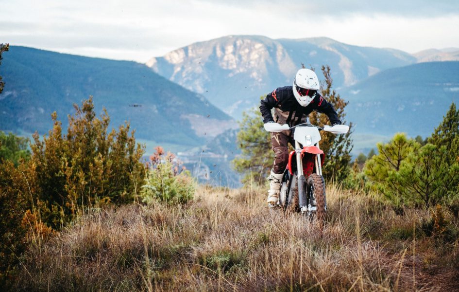 Nouveau – Après la moto de cross électrique, Stark Future passe à l’enduro, avec la Stark Varg EX
