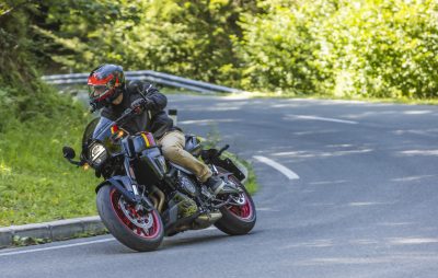Essai – Les Suzuki GSX-8T et GSX-8TT: l’âme néo-rétro au cœur des routes slovènes :: Test Suzuki