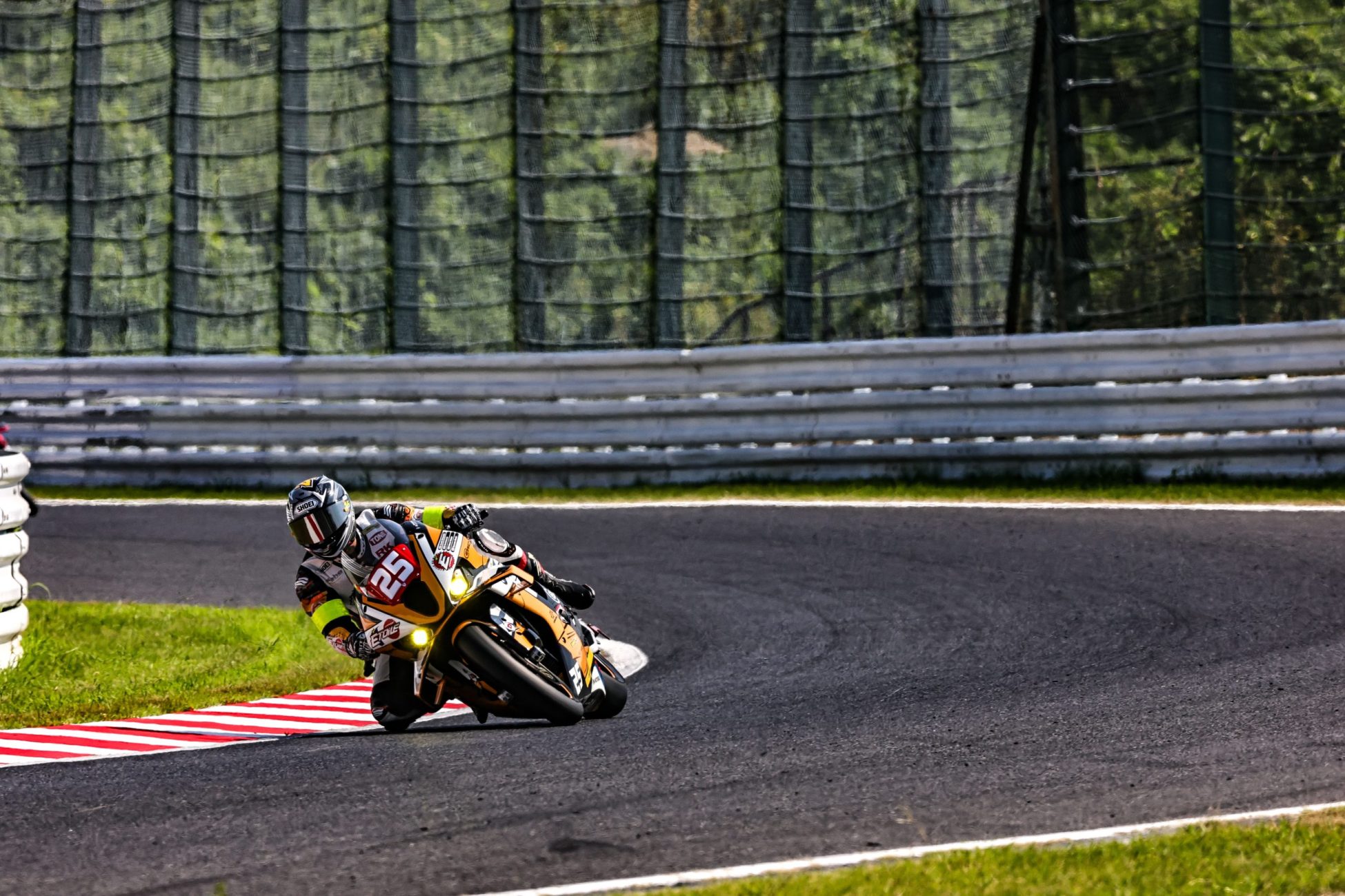 Etoile Superstock