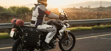 Leatt élargit son offre pour les motocyclistes, avec des vêtements de type Adventure
